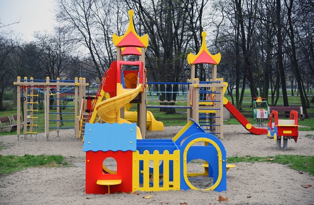 Plac zabaw w Parku Tysiąclecia - grafika artykułu