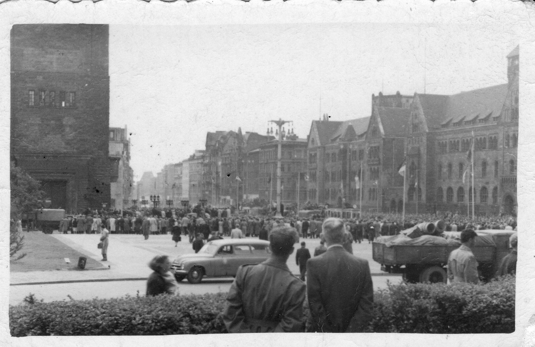 Poznań 28 czerwca 1956, fot. Jerzy Koszur - grafika artykułu