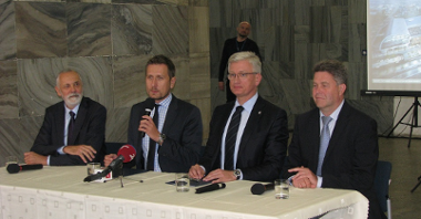 Od lewej: R. Grupiński, J. Bator, J. Jaśkowiak i M. Wudarski