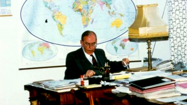 Prof. Krzysztod Skubiszewski przy pracy, fot. P. Skubiszewski