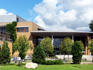 "Campus" znaczy pole