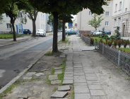 Chodnik na ul. Galla Anonima do remontu