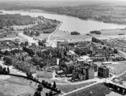 Historia pewnej enklawy