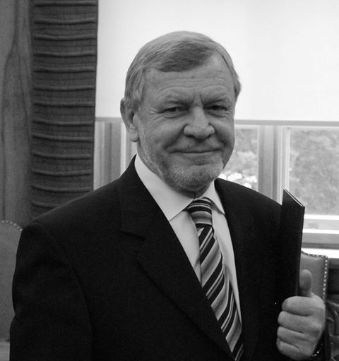 Prof. dr hab. Józef Tomasz Pokrzywniak - grafika artykułu