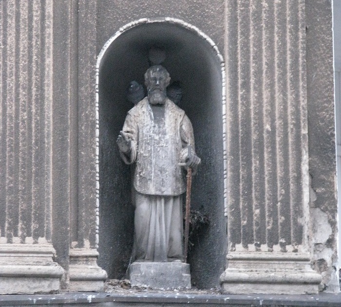 Figura świętego Walentego na frontowej ścianie kamienicy przy ul. Górna Wilda 95, fot. M. Malinowski (2013 r.) - grafika artykułu