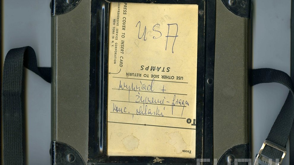 Pudełko archiwalnego filmu z tournee chóru Stuligrosza w USA w 1963 roku