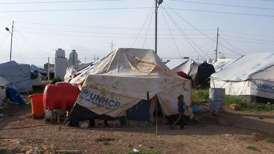 Obóz syryjskich uchodźców w Irackim Kurdystanie, fot. Wikipedia/ Cmacauley