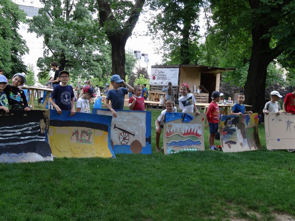 Fot. Letnie pogotowie sztuki - grafika artykułu