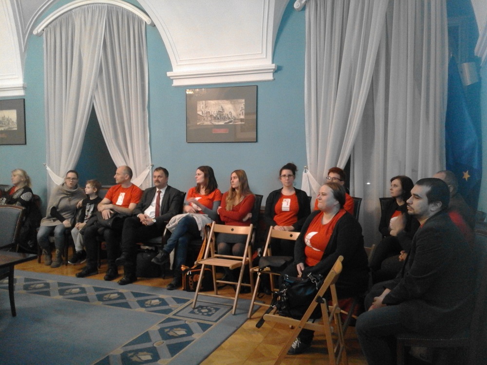 Obradom Komisji Kultury i Nauki przysłuchiwali się licznie zgromadzeni pracownicy Muzeum Archeologicznego, fot. M. Malinowski - grafika artykułu