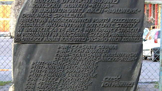 Obelisk upamiętniający bohaterów akcji Bollwerk (fot. Zbigniew Szmidt)