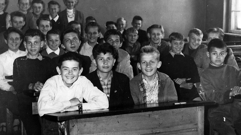 Klasa VI w Szkole Podstawowej nr 17 z wychowawczynią p. Kandzierzanką