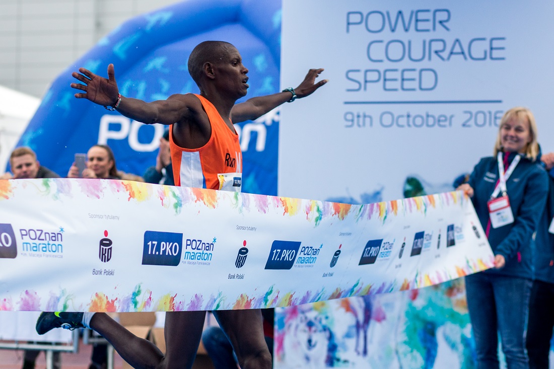 17.PKO Poznań Maraton im. M. Frankiewicza, fot. Adam Ciereszko - grafika artykułu