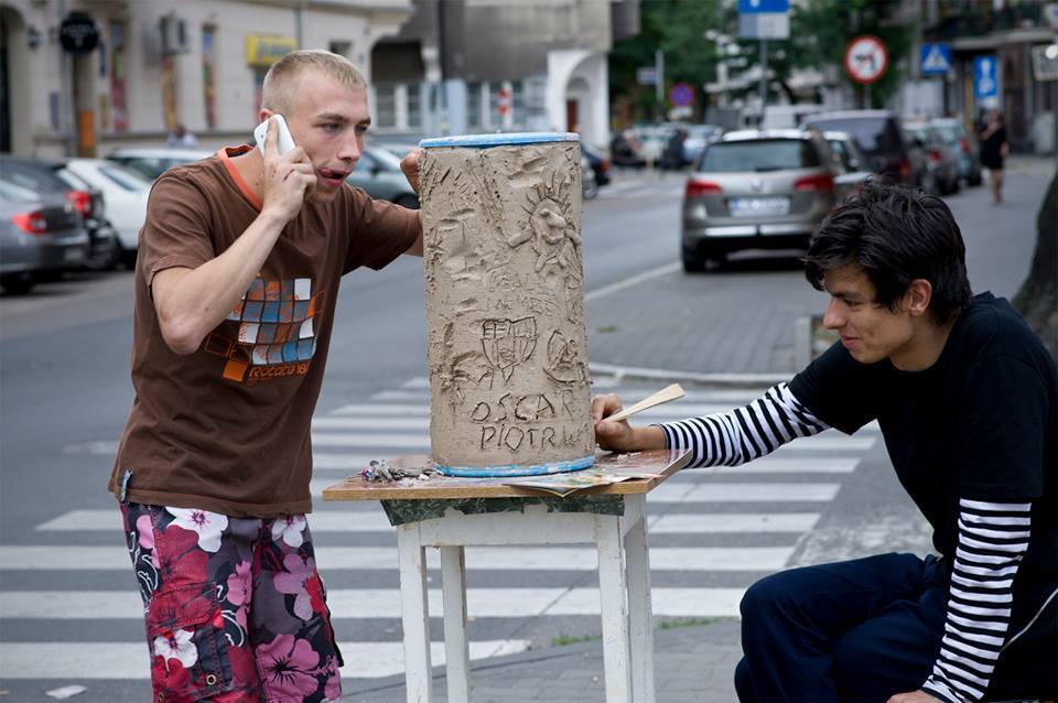 Totem - wyrzeźb mój autoportret, Łukasz Trusewicz - Małeka Skwer Kreacji 2016, fot. Kinga Stempkowska. - grafika artykułu