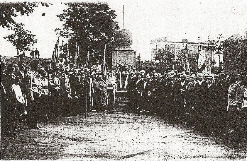 Odsłonięcie pomnika poległych Winiarczyków, fot. materiały organizatorów - grafika artykułu