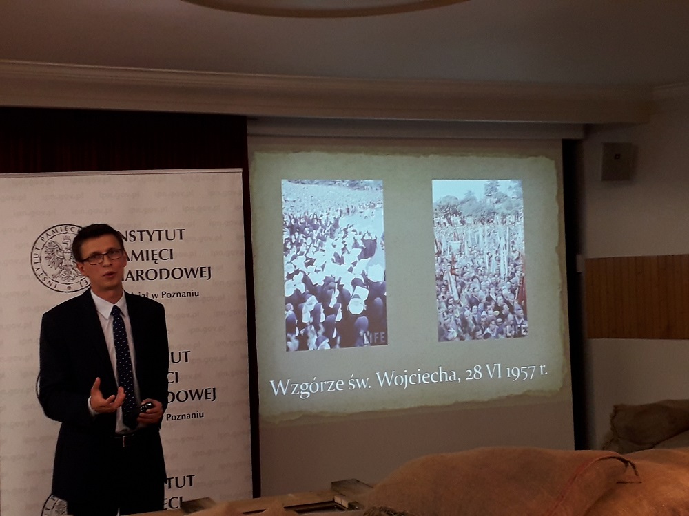 Prezentacja dr. Piotra Grzelczaka - grafika artykułu