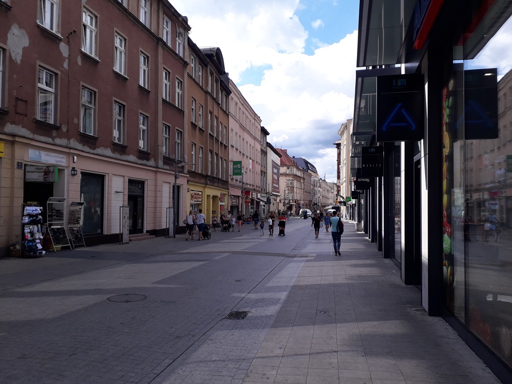 Ulica Półwiejska - grafika artykułu