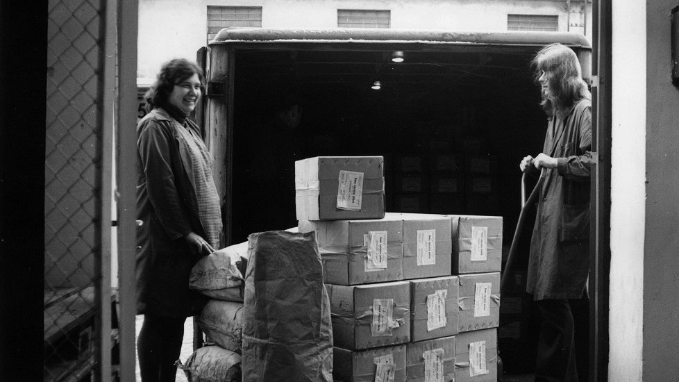 Rampa załadunkowa Poznańskiej Palarni Kawy Astra na Garbarach