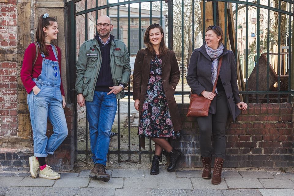 "JEst ŻYCiE" - autorzy - grafika artykułu