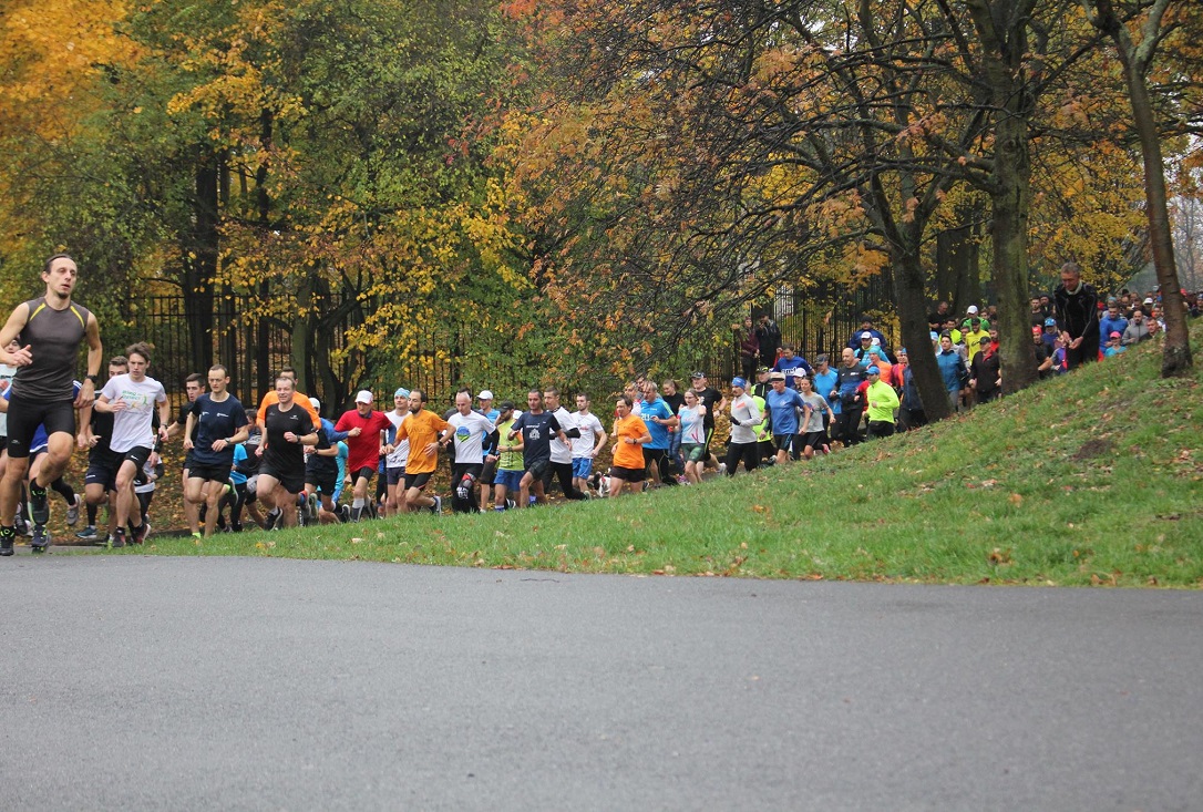 Parkrun Poznań na Cytadeli, fot. Ewa Samradakiewicz - grafika artykułu