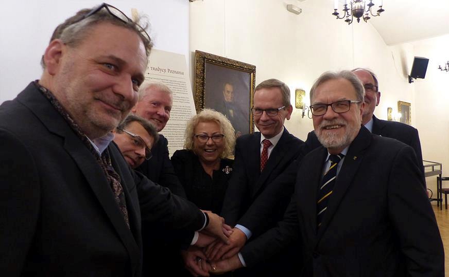 Fot. Jagoda Haloszka - grafika artykułu