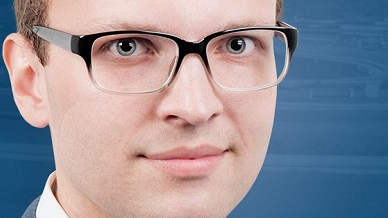 Mateusz Rozmiarek - przewodniczący Doraźnej Komisji ds. Współpracy Międzynarodowej i Promocji Zagranicznej