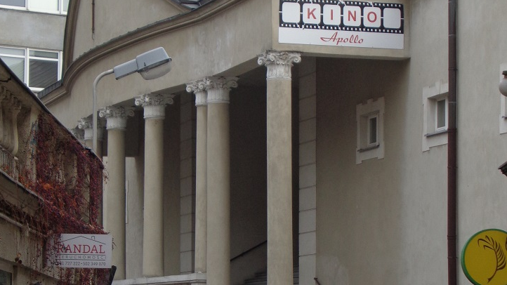 Pasaż Apollo, widok na gmach kina od strony ul. Ratajczaka, fot. Adam Suwart