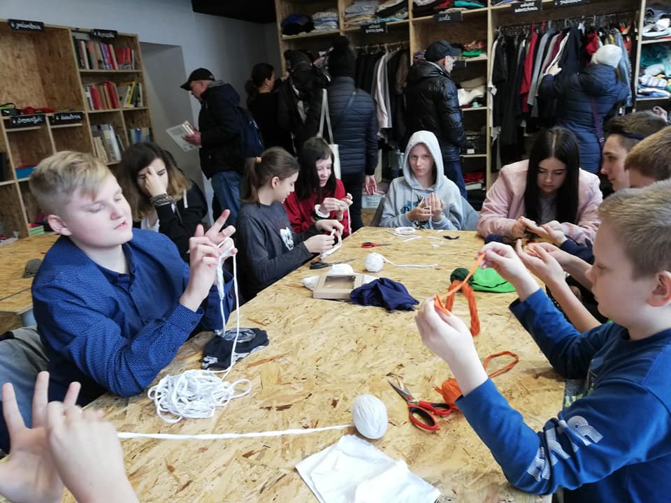 Fot. Po-Dzielnia - grafika artykułu