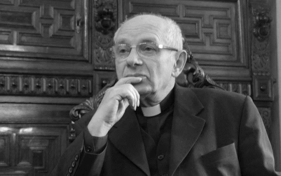 Ks. Marian Lewandowski (1936-2019), fot. Muzeum Archidiecezjalne w Poznaniu - grafika artykułu