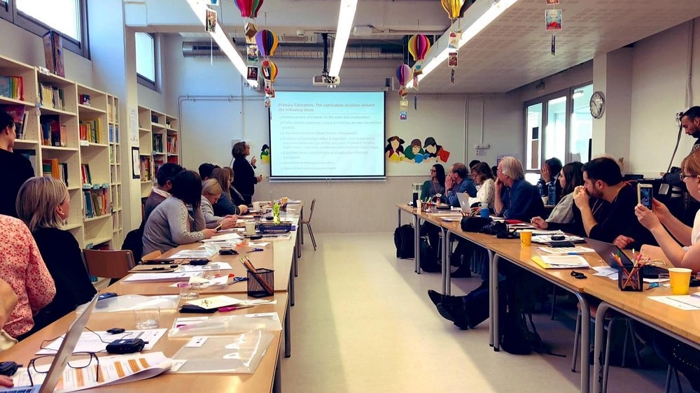 Jeżyckie szkoły oraz lokalni aktywiści, przedsiębiorcy i organizacje samorządowe będą działać wspólnie na rzecz poprawy jakości edukacji. Pomoże im w tym program URBACT - grafika artykułu