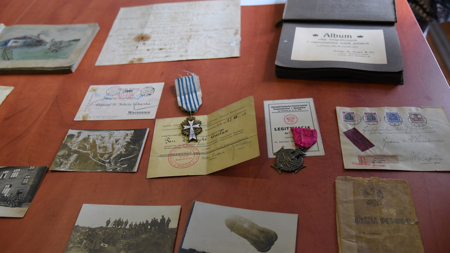 Kolekcja Muzeum Powstania Wielkopolskiego wzbogaciła się m.in. o pamiątki po słynnym polskim architekcie, Rogerze Sławskim, fot. Poznan.pl