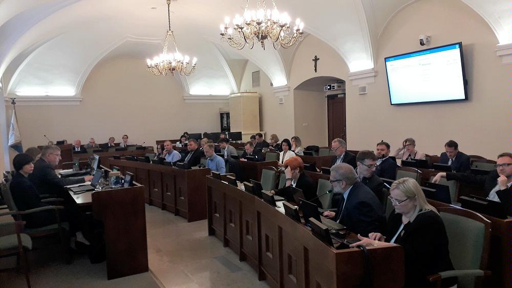 fot. Mateusz Malinowski - grafika artykułu