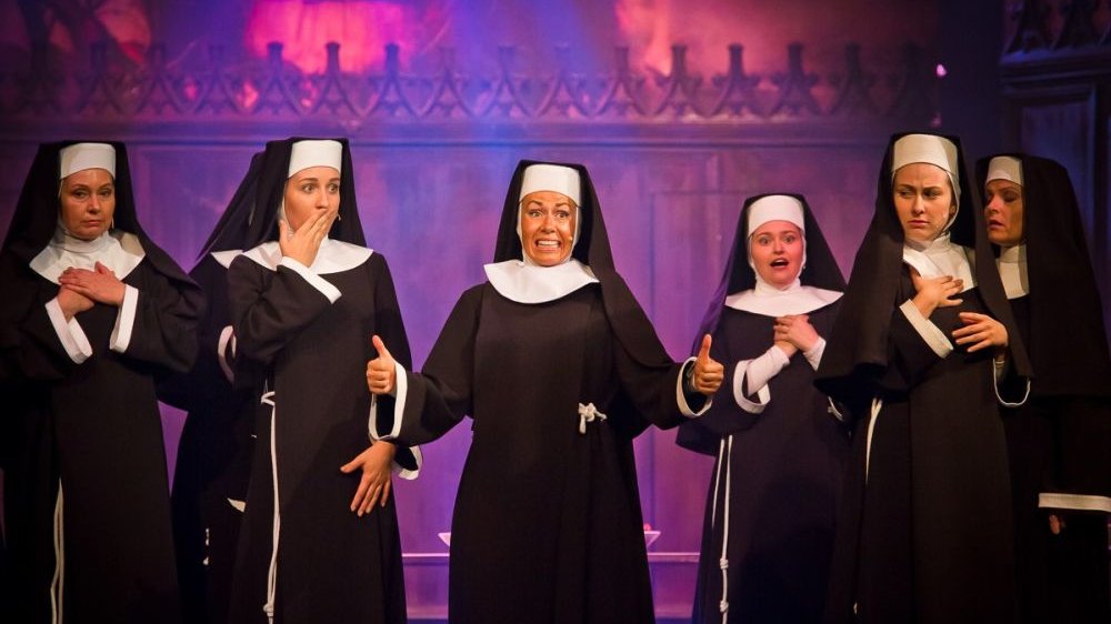 "Zakonnica w przebraniu" - spektakl w ramach dwudniowej akcji "Tu będzie Teatr" Teatru Muzycznego, fot. Fotobueno