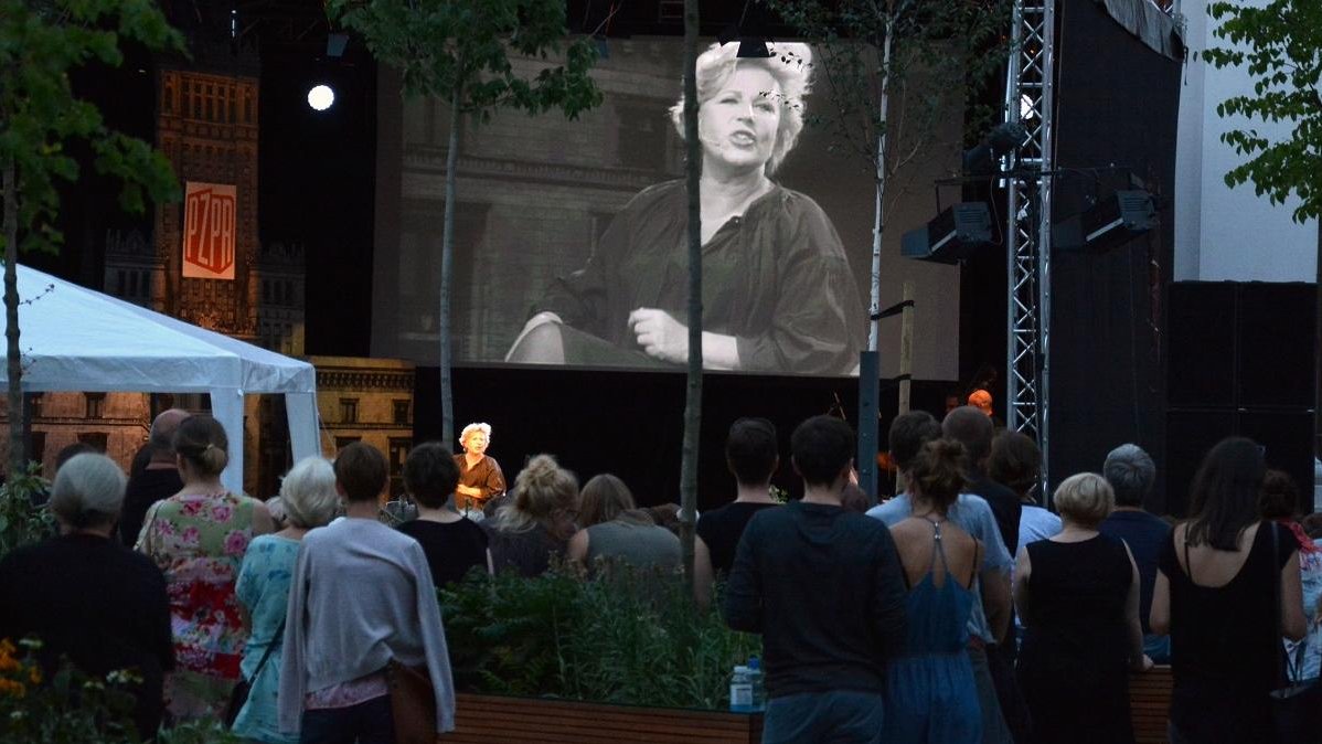 Koncerty i spektakl dla dzieci z cyklu #NaWolnym codziennie - od piątku do niedzieli na Wolnym Dziedzińcu przy Urzędzie Miasta, fot. Poznan.pl