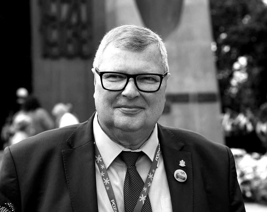 Zmarł Andrzej Białas - grafika artykułu