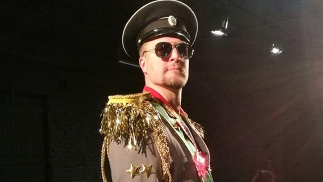 Wystawa Izabeli Rudzkiej "Kostium i obraz, czyli 55 zdarzeń" od czwartku w Teatrze Ósmego Dnia. Na zdjęciu spektakl "Paragraf 196 kk", 2017, fot. materiały prasowe