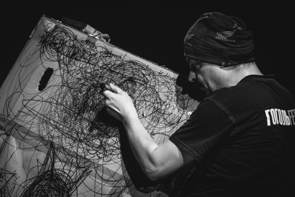 "Na Lightcie" Grupy Korpuskularnej LightOff Grygier/Fibich/Nykowski, Teatr Ósmego Dnia, 12.10, g. 19, fot. Oczajdusza!/Michał Wojnarowicz - grafika artykułu