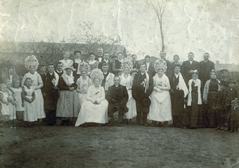 Fot. z albumu "300 lat razem. Poznańscy Bambrzy" - grafika artykułu