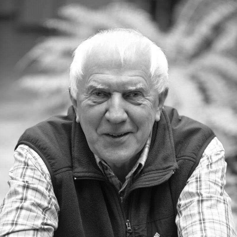 Prof. Jacek Łuczak (1934-2019) - grafika artykułu