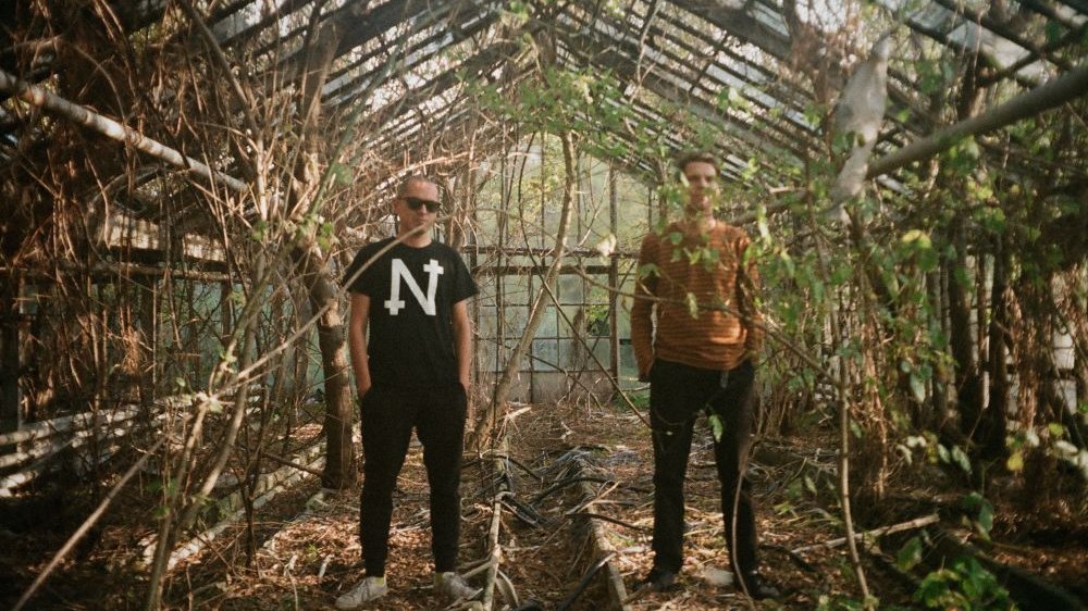 Nagrobki zagrają w sobotę w Psie Andaluzyjskim