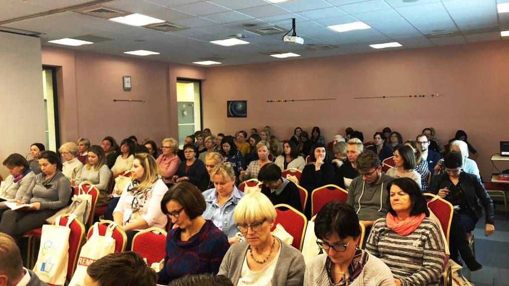Na Konferencję i Warsztaty przybyło prawie 100 nauczycieli z całej Wielkopolski.