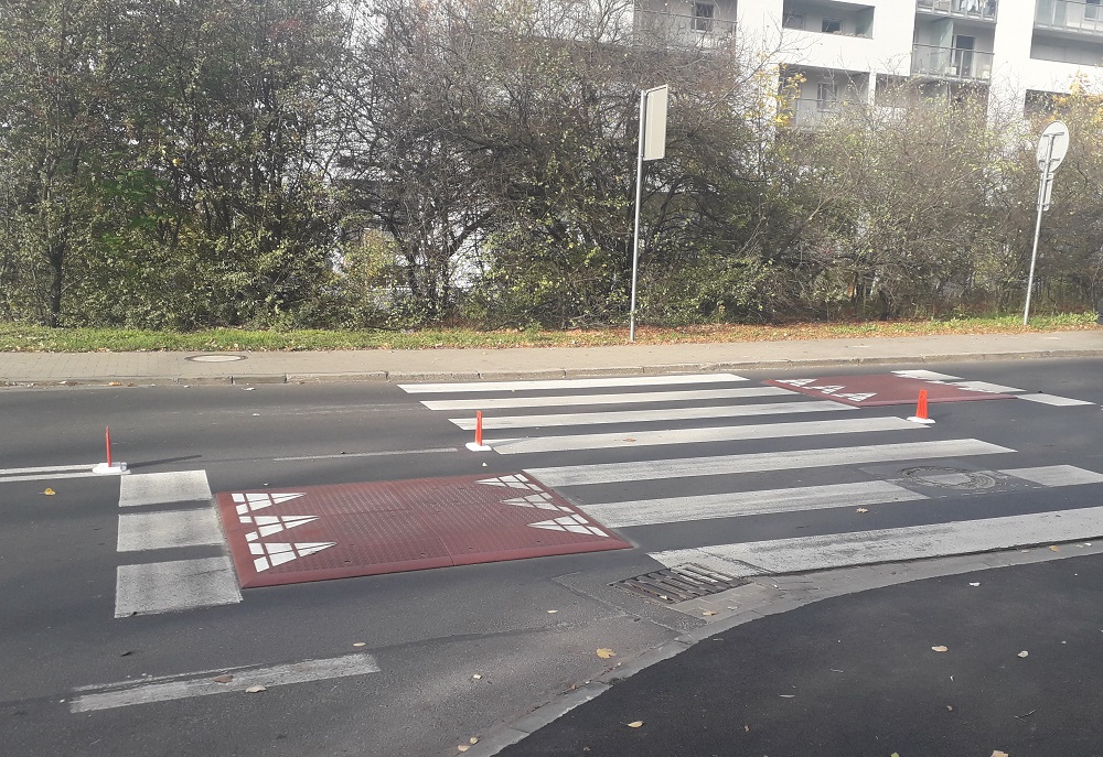 Progi wyspowe, czyli tzw."poduszki berlińskie" - grafika artykułu