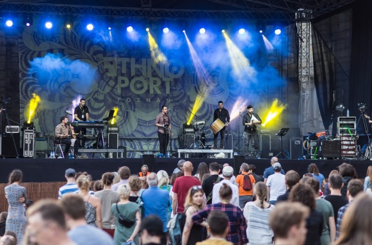 Festiwal Ethno Port Poznań, fot. Adam Jastrzębowski - grafika artykułu
