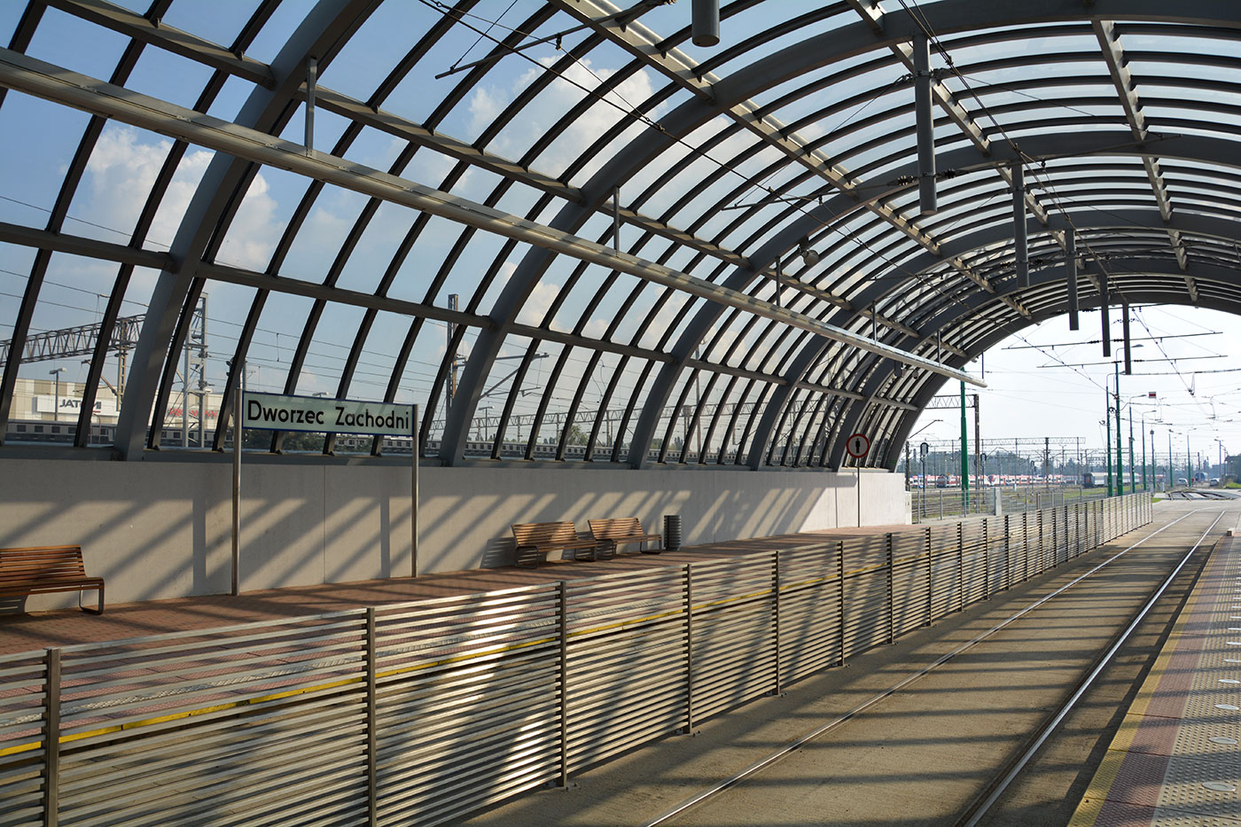 Przystanek PST-Dworzec Zachodni fot. PIM - grafika artykułu