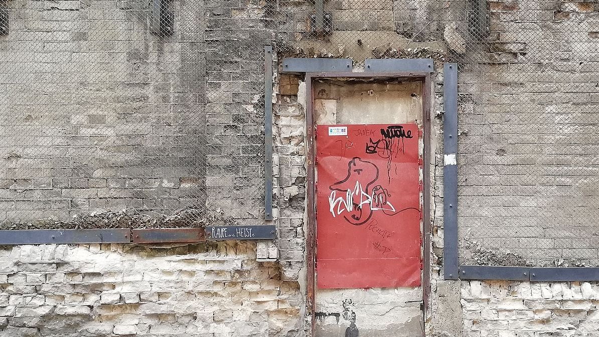 Mur oporowy na Wzgórzu Przemysła, fot. Rada Osiedla Stare Miasto