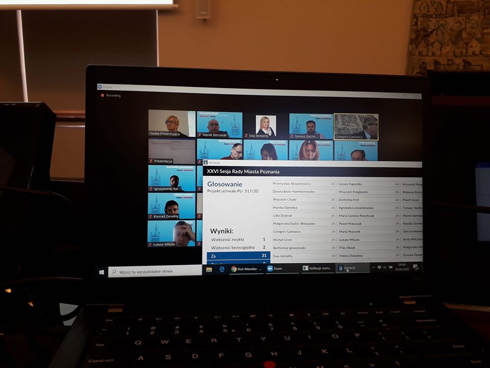 XXVI sesja Rady Miasta Poznania, fot. Marek Sternalski/Facebook - grafika artykułu