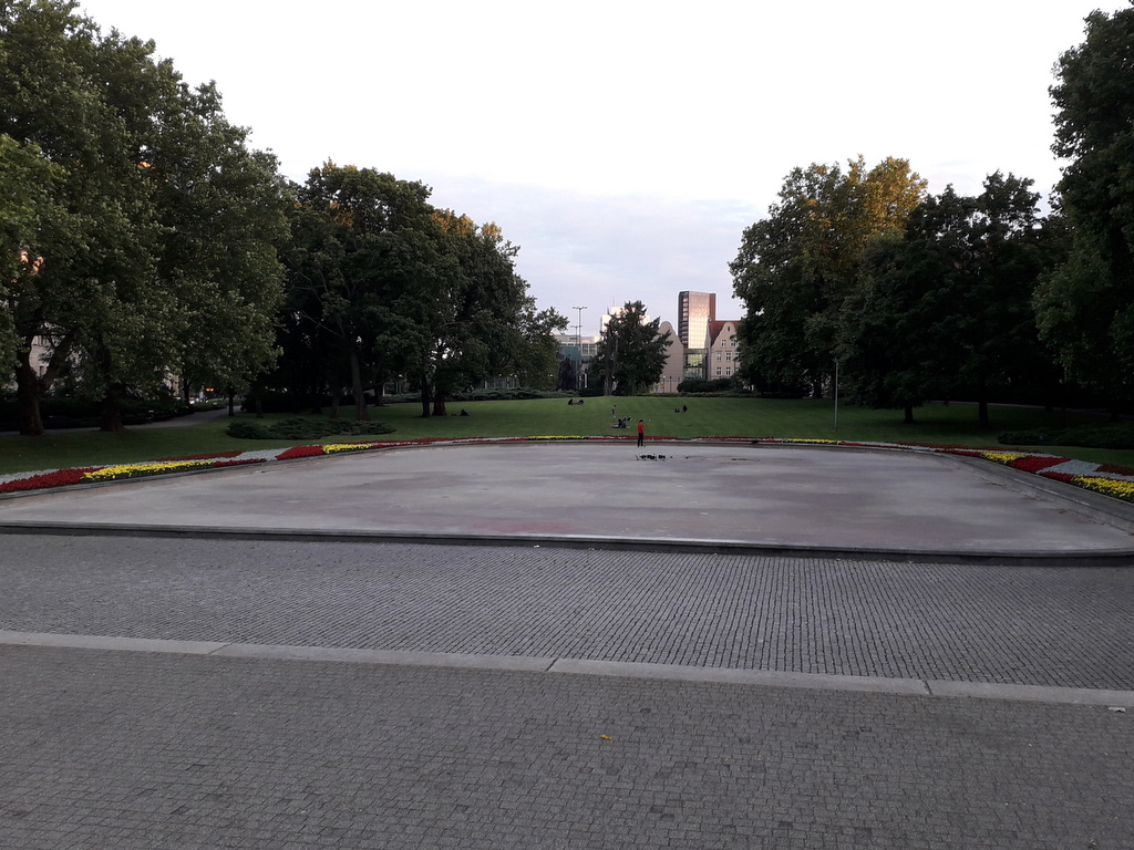 Fontanna w Parku Adama Mickiewicza, fot. Biuletyn Miejski - grafika artykułu