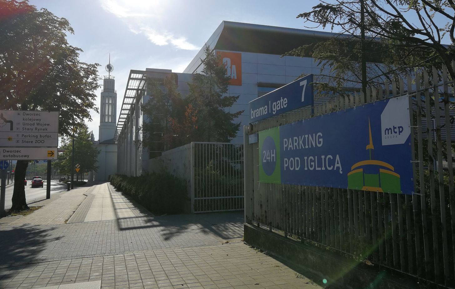 Parking pod Iglicą, Fot. MTP - grafika artykułu