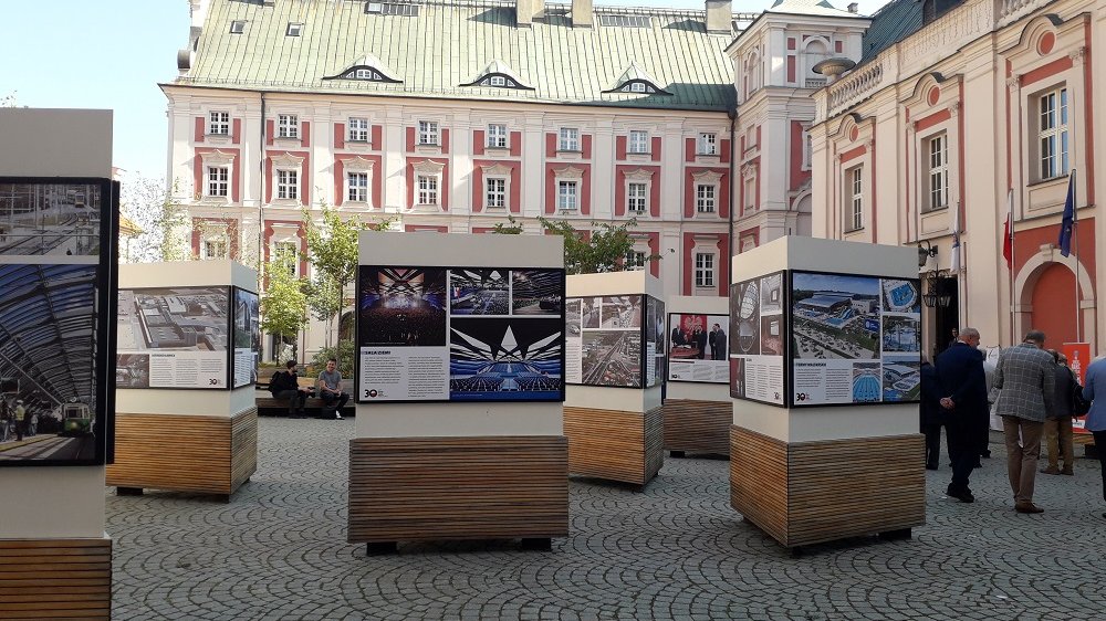 30 lat odrodzonego samorządu terytorialnego