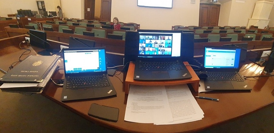 Budżetowa sesja Rady Miasta odbyła się w trybie zdalnym - grafika artykułu