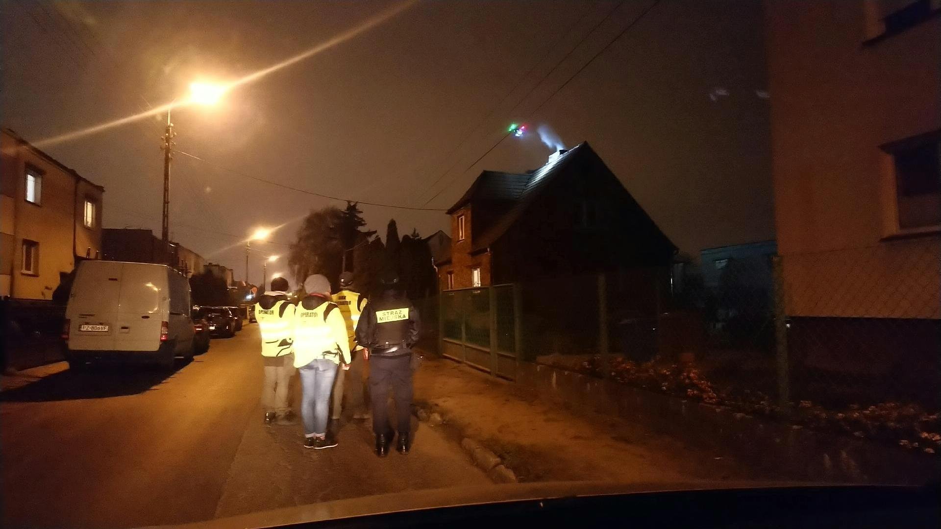 Dron Straży Miejskiej Miasta Poznania w czasie wieczornego lotu, fot. SMMP